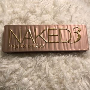 Urban Decay Naked 3 Eyeshadow Palette